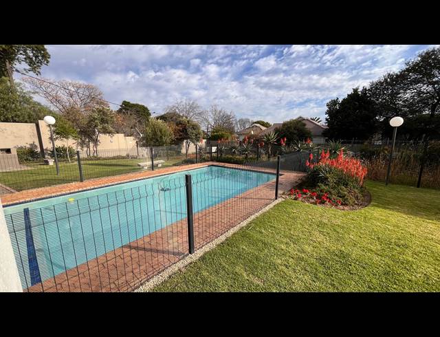 2 bed property to rent in BRYANSTON